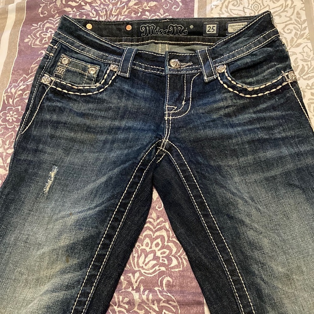 Miss Me Jeans. Almost New View 3